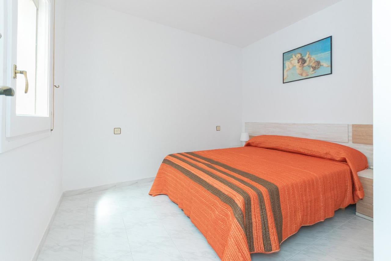 Apartamento En Rosesアパートメント エクステリア 写真